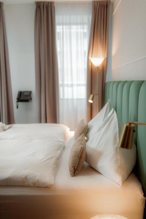 NED Hotel - Resim 10