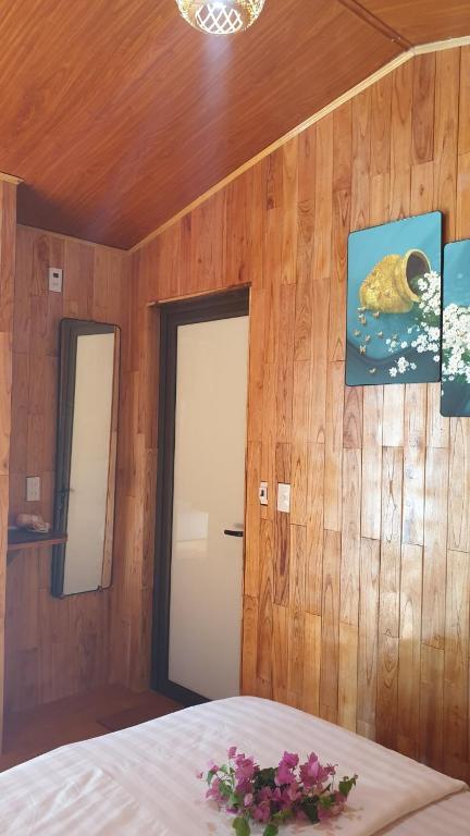 Postel nebo postele na pokoji v ubytování Tuyet's Homestay