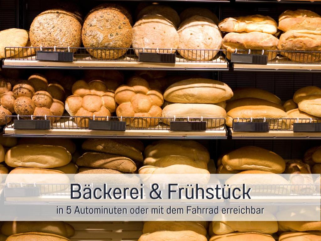 Fotografie z fotogalerie ubytování Ferienhaus Töpferhaus - strandnah, haustierfreundlich, optimal für Workation, Kaminofen, Garten, für Paare und Alleinreisende v destinaci Steinberg