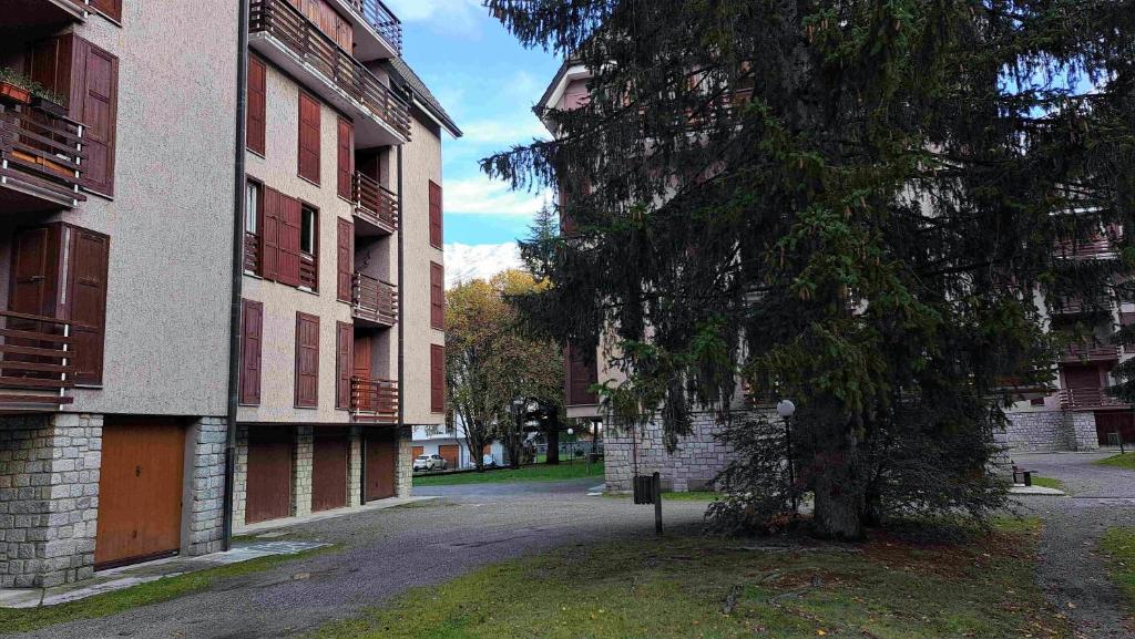 Budova, v ktorej sa apartmán nachádza