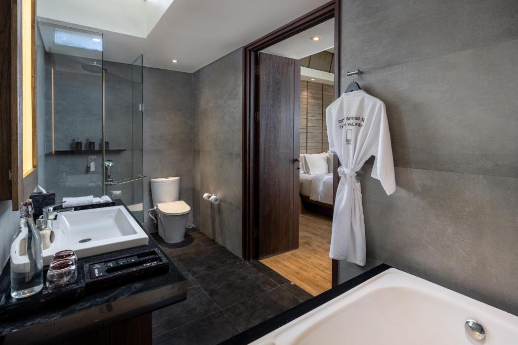 Cross Bali Breakers - 17