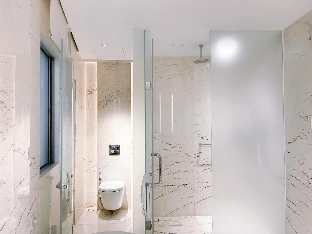Suite 1 Phòng Ngủ Có Giường Cỡ King Và Tầm Nhìn Ra Sông