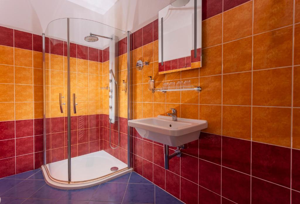 Koupelna v ubytování Hotel William