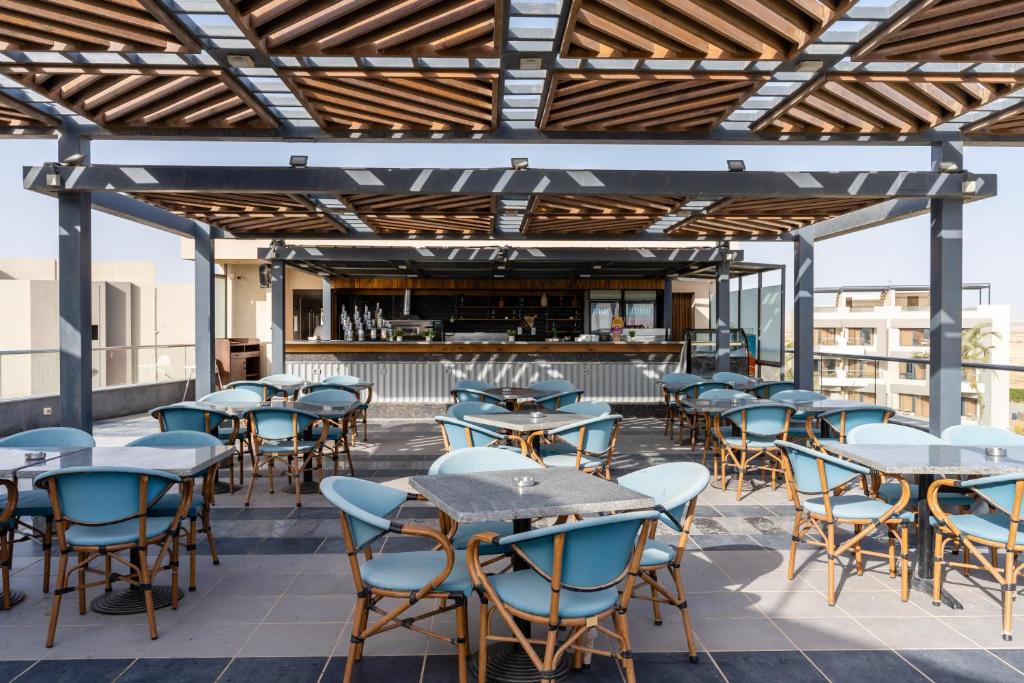 Restaurace v ubytování Matarma Beach Residence