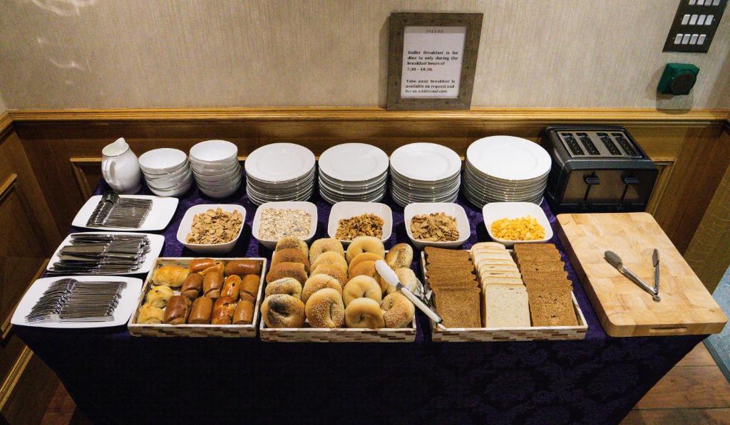 The Pillar Hotel - Resim 10