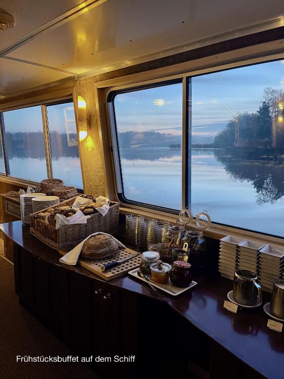 DAS SCHMÖCKWITZ - Resim 20