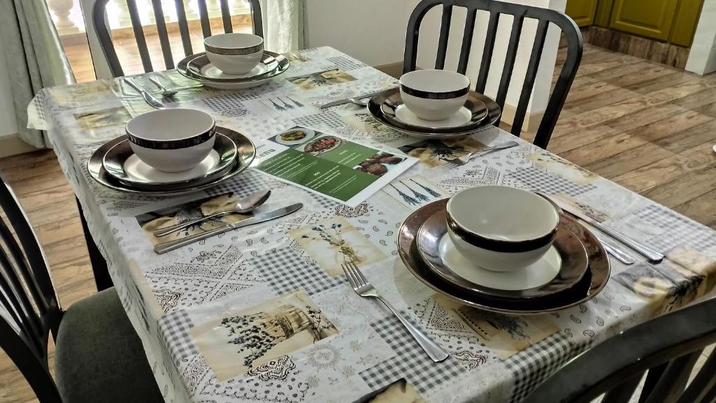 Set per la preparazione di tè e caffè presso Dovass Self Catering Apartments