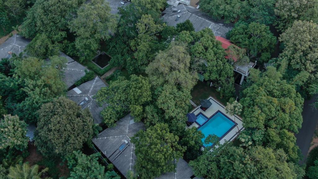 Bazén v ubytovaní Royal Retreat, Sigiriya 5 mins to Sigiriya Rock alebo v jeho blízkosti