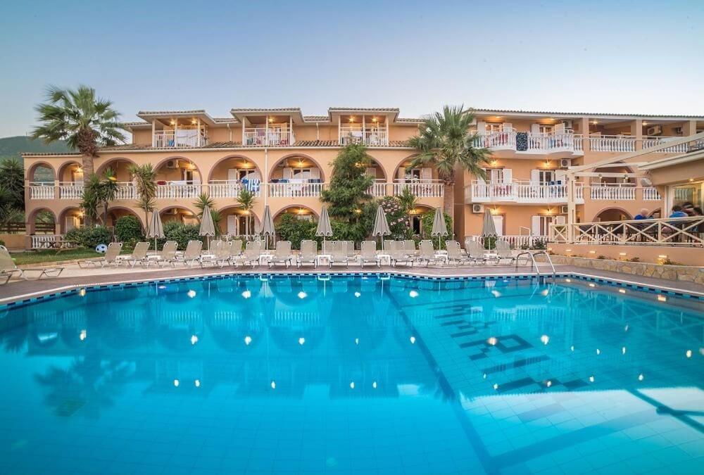 Bazén v ubytování Maria Hotel nebo v jeho okolí