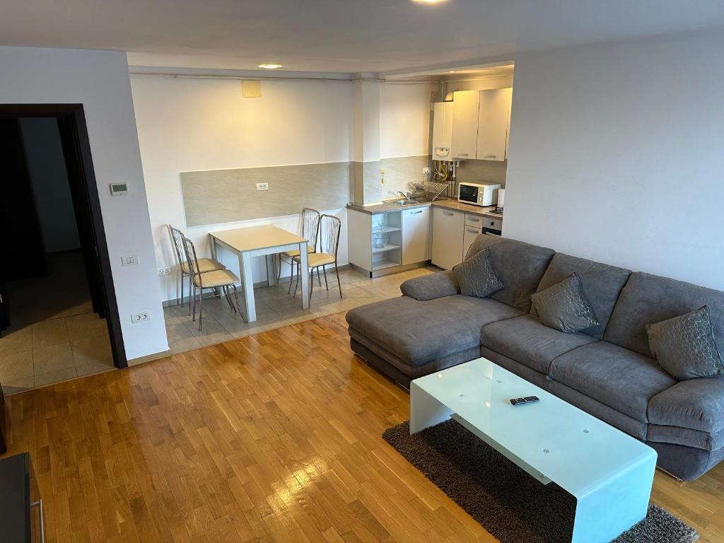 5 Star Residence - 带阳台的公寓