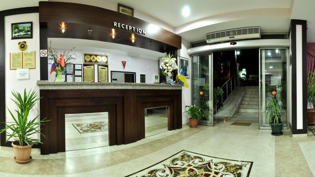 Vstupní hala nebo recepce v ubytování Erkal Resort Hotel