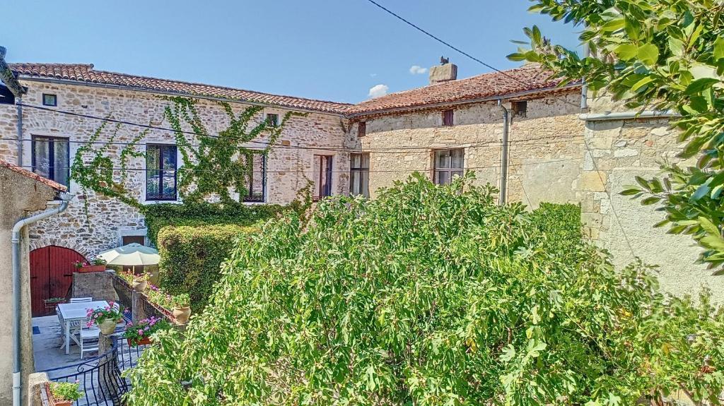 Zahrada ubytování Gîtes de la place du château
