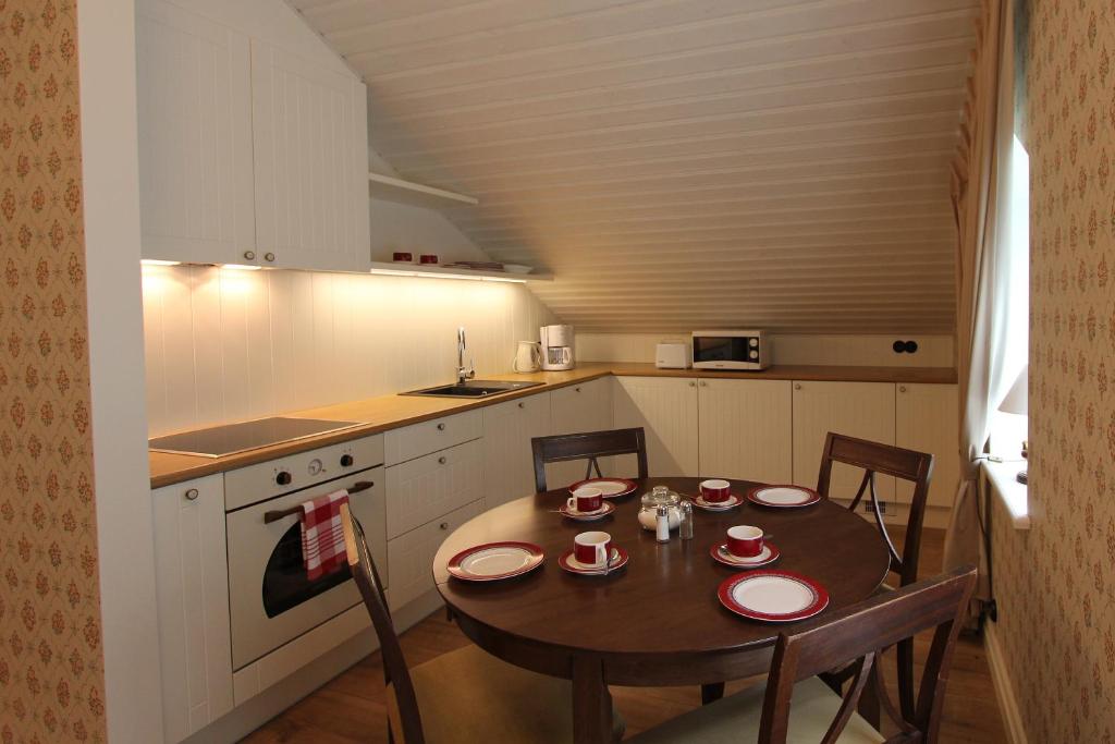 Kuchyň nebo kuchyňský kout v ubytování Pargimaja Apartments