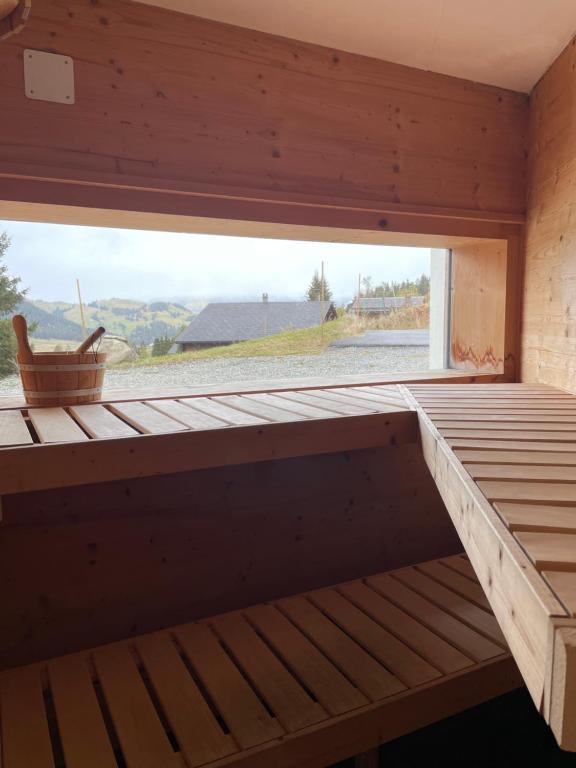 Balkón nebo terasa v ubytování Alpine Dream Chalet with Spa close to Lake Geneva