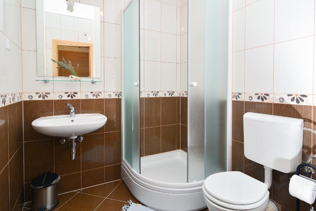 Kúpeľňa v ubytovaní Apartments Juka