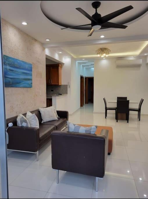 Luxury Condo. Steps From The Beach! - Housity
