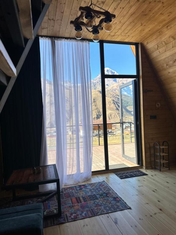 Fotografie z fotogalerie ubytování Vista cottage v destinaci Stepancminda