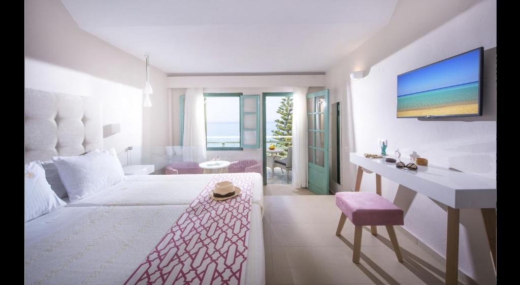 Petra Beach Hotel - Superior Studio With Sea View And Pool View
