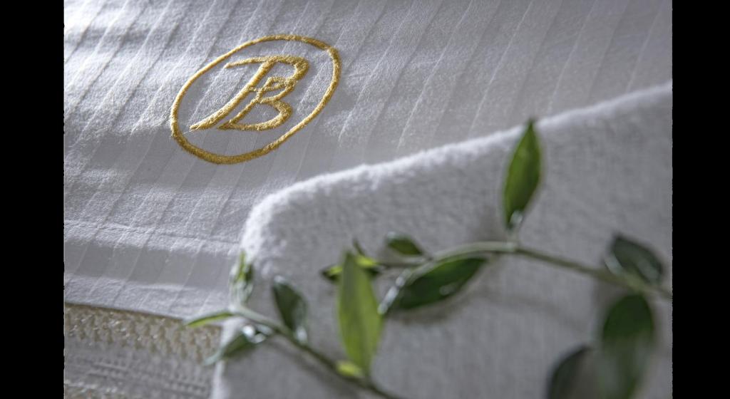 Petra Beach Hotel - 10