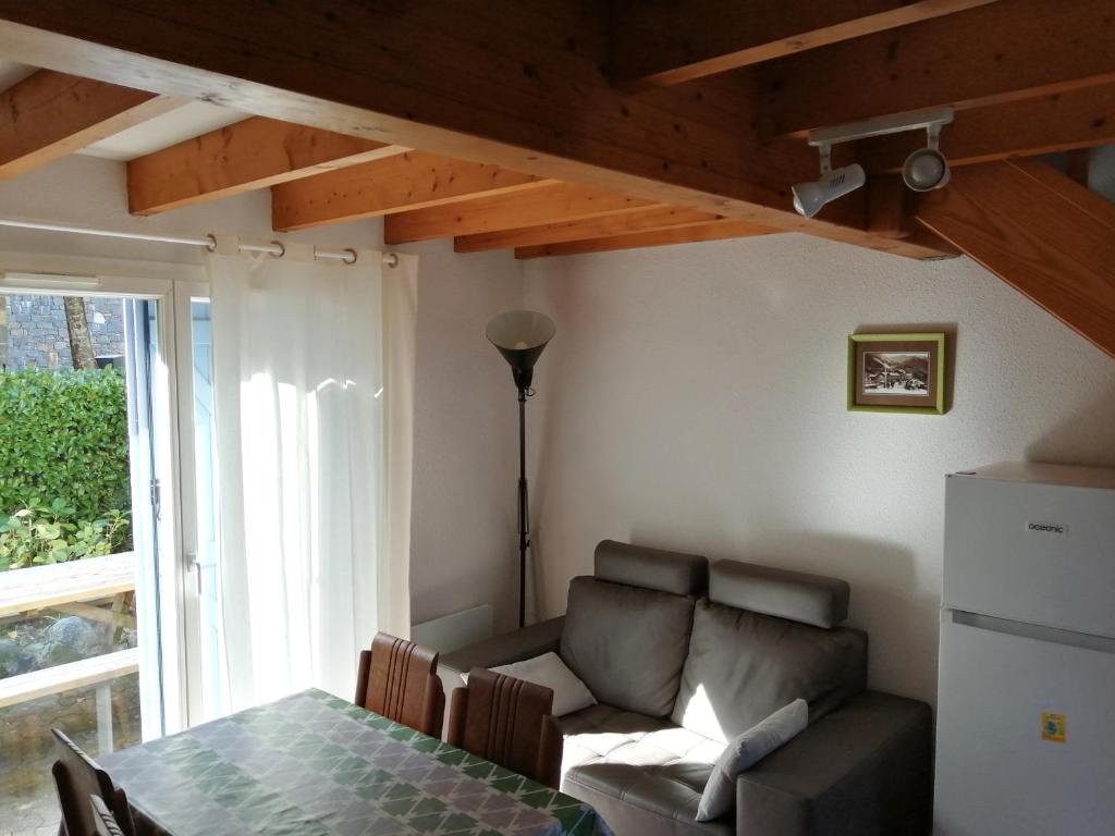 Posedenie v ubytovaní Appartement parking gratuit navette télécabines week end