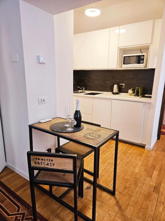 A kitchen or kitchenette at Brera