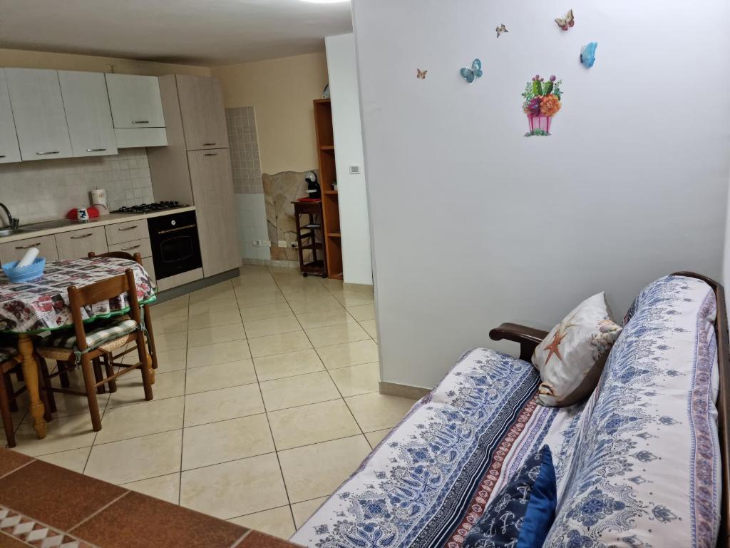 A kitchen or kitchenette at Via Pasquale Testa