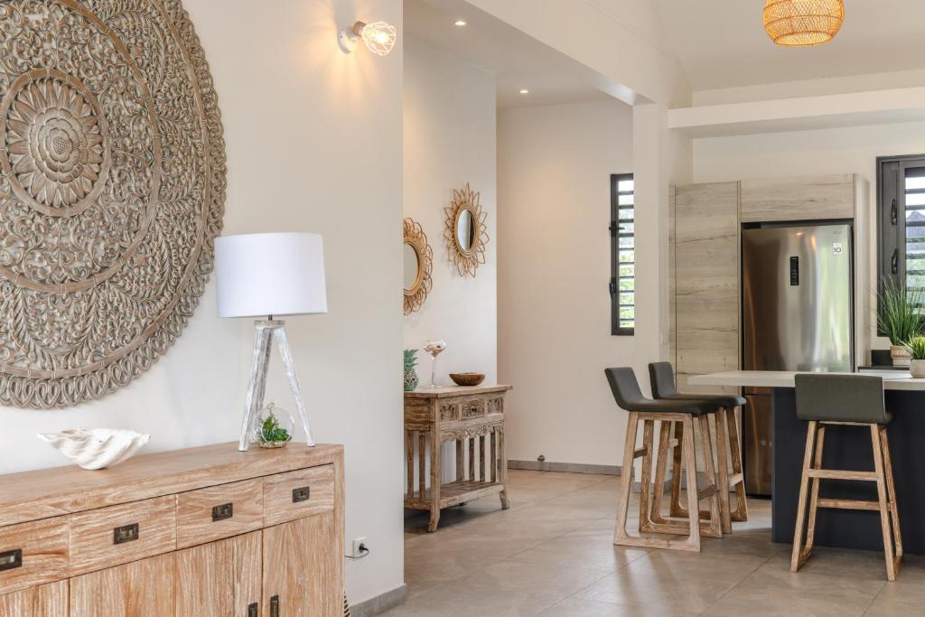 Fotografie z fotogalerie ubytování Villa Ho'a - bord de mer avec piscine v destinaci Papetoai