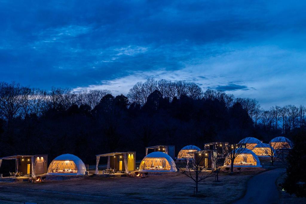 Fotografie z fotogalerie ubytování 備北丘陵公園　湖畔ステイズ庄原 v destinaci Shōbara