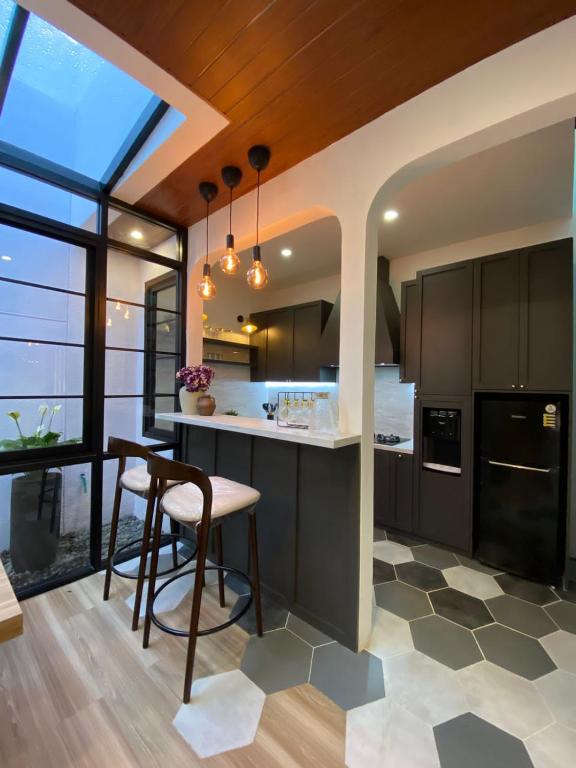 Kuchyň nebo kuchyňský kout v ubytování Haha house
