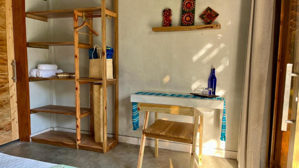 SHANTI SURF CAMP - Deluxe Suite