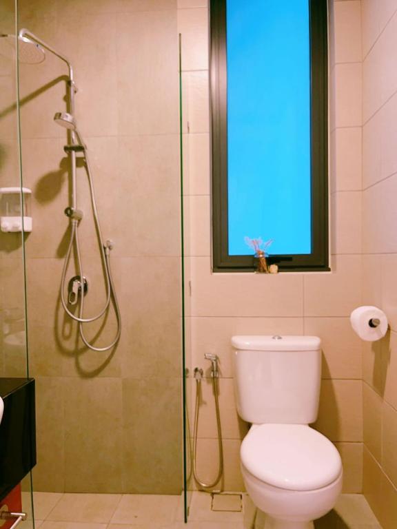 Koupelna v ubytování ELYSIA-Legoland-QFamilySuite-WaterDispenser
