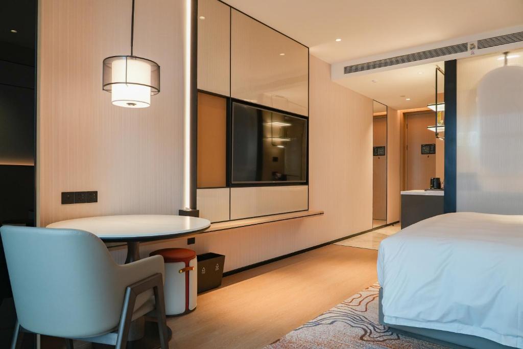 Grand Mercure Yichang Waitan - Yönetici Kral Odası
