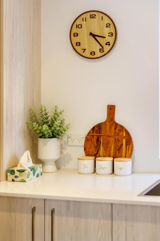 Heart of Christchurch CBD Hideaway 2bed 1 bath - Resim 35