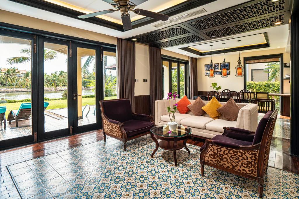 Posezení v ubytování Koi Resort & Spa Hoi An