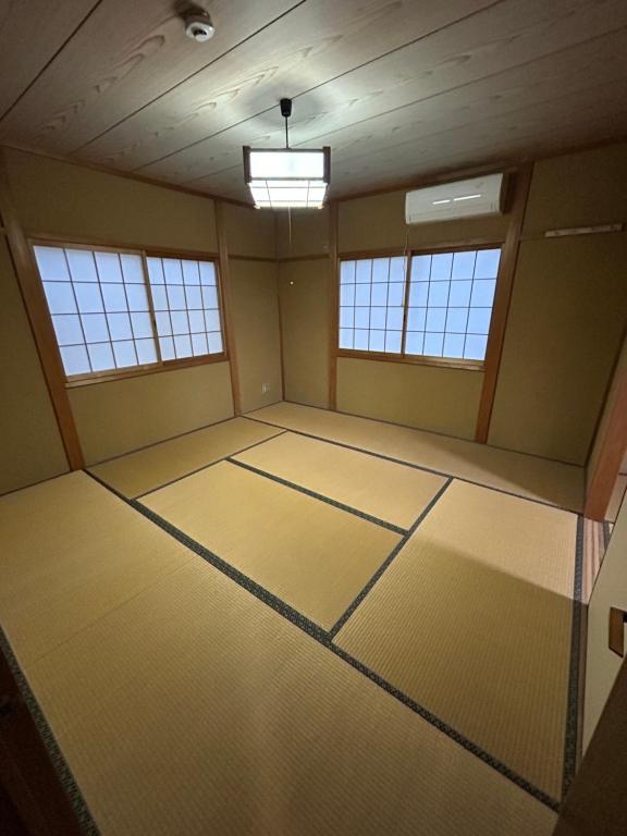 Fotografie z fotogalerie ubytování 高島市一棟貸切 貸別荘グループファミリーok 大人数でご利用だとお得連泊がお得 v destinaci Takashima
