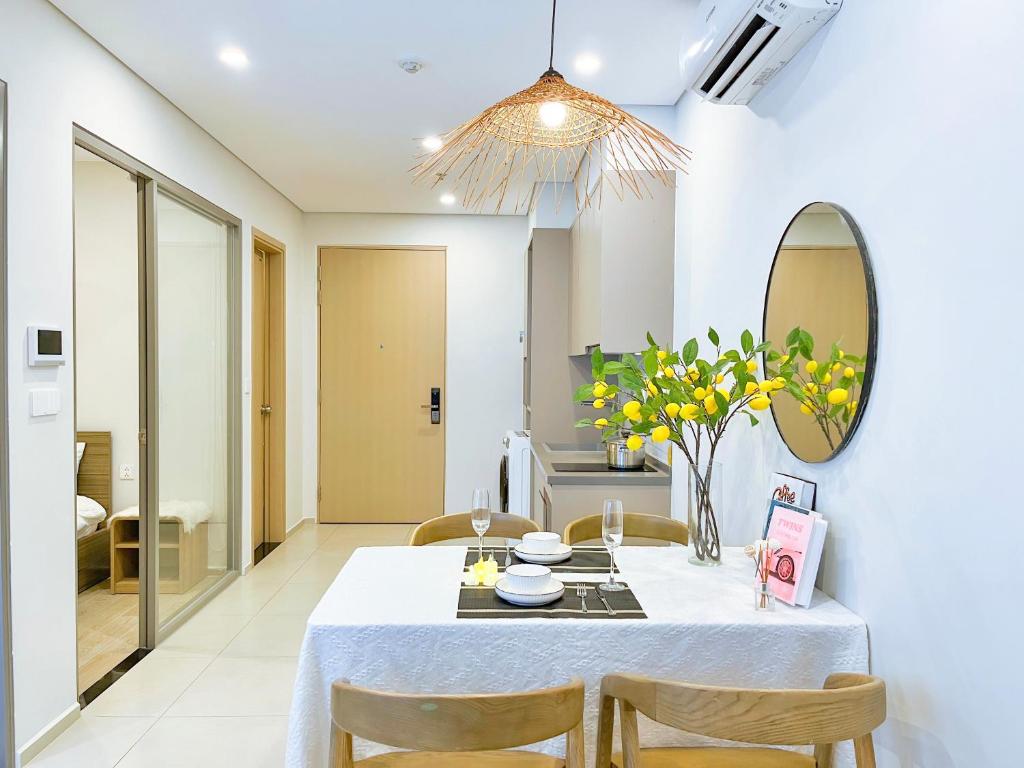 Căn Hộ 2 Phòng Ngủ Có Ban Công