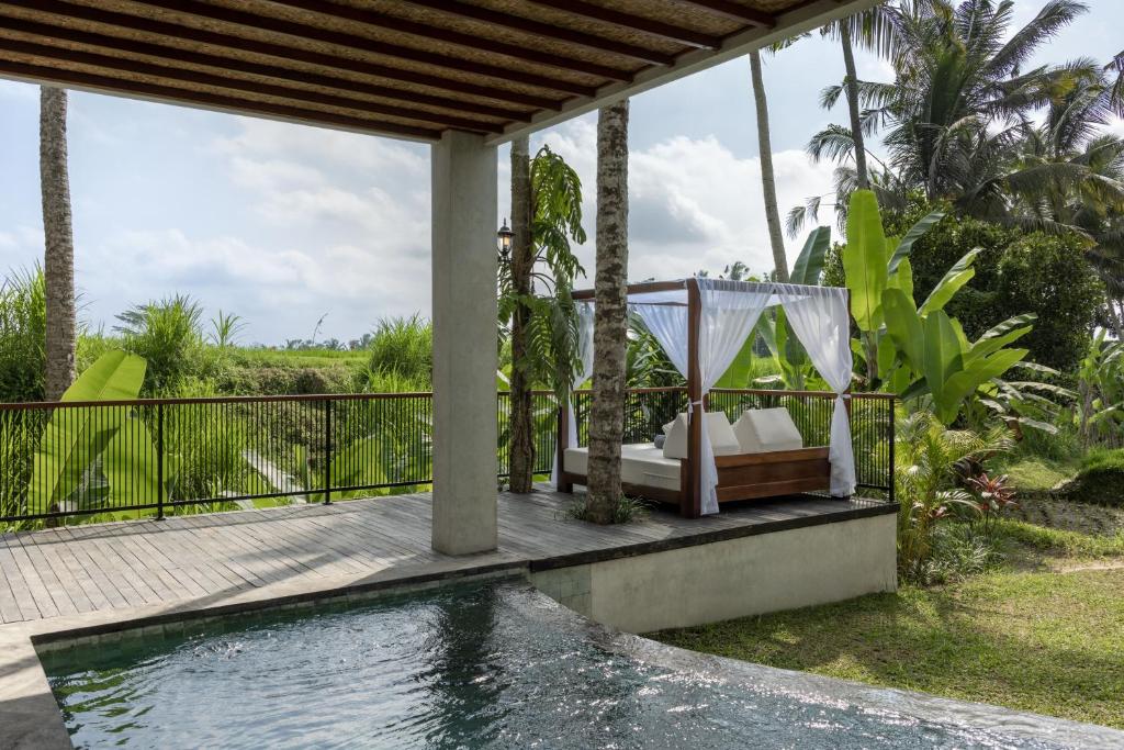 Inara Alas Harum - 12