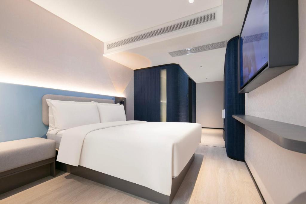 Atour Light Hotel Wuhan Jiangtan Jianghan Road Pedestrian Street - Camera Matrimoniale Comfort