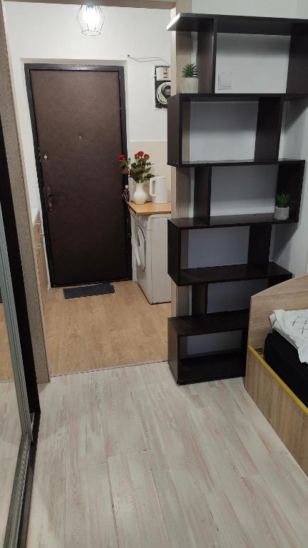 Метро Академгородок Житомирская 10мин пешком Академмістечко Вернадского 65 КУП НАНУ Європейський університет Міні-смарт квартира фото 3