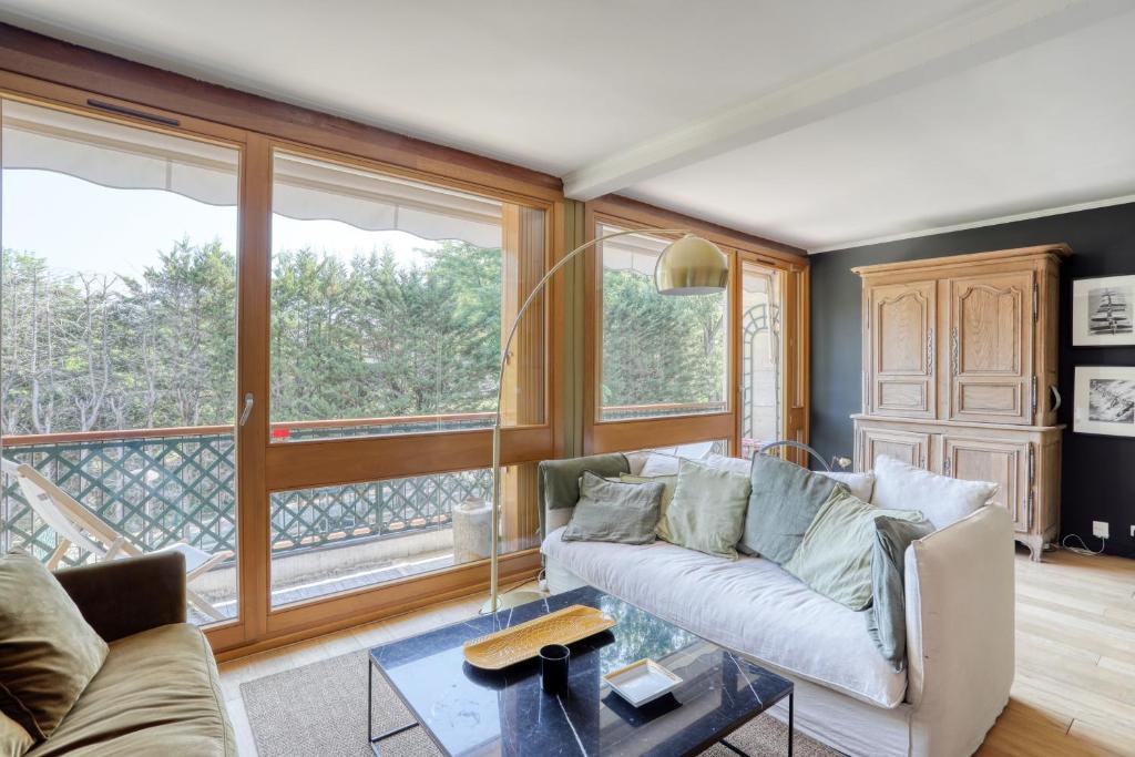 Elysée 1 Charmant appt en région parisienne, La CelleSaintCloud