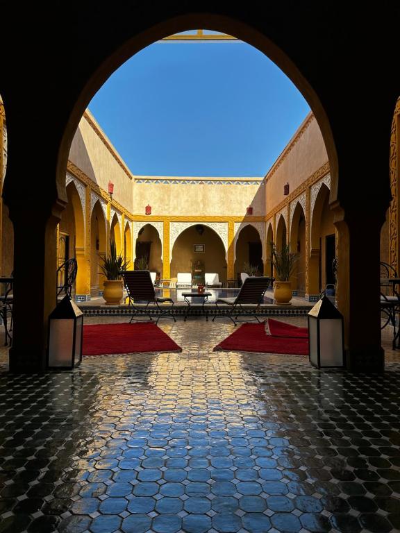 Bazén v ubytování Dar Hassan Merzouga nebo v jeho okolí