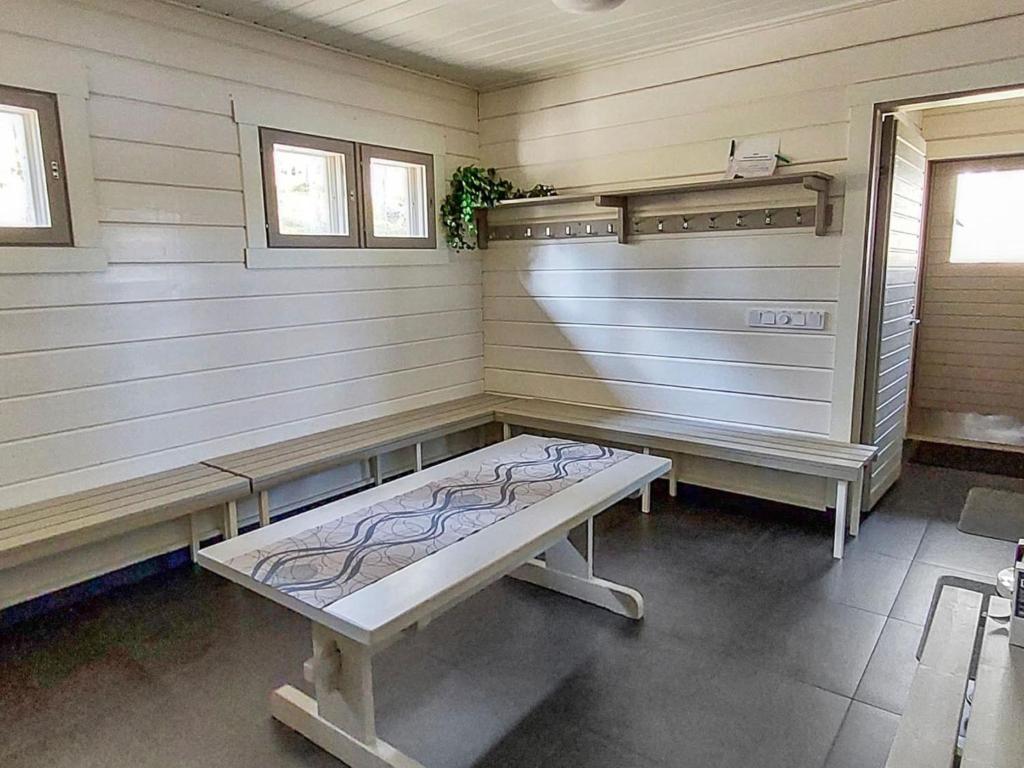 Postel nebo postele na pokoji v ubytování Holiday Home Petäjälahti by Interhome
