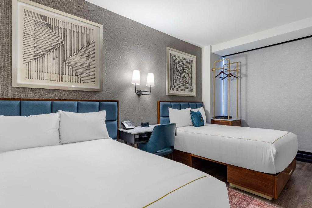 Postel nebo postele na pokoji v ubytování The Draper New York, Tapestry Collection by Hilton