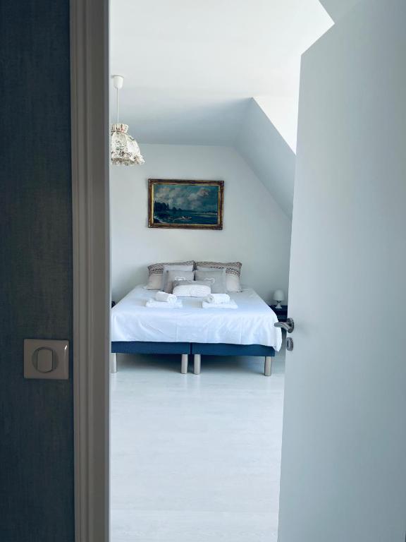 Posteľ alebo postele v izbe v ubytovaní Le Manamour, style Appart Hôtel à 10 min de Nevers