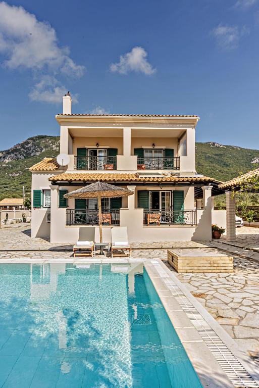 Bazén v ubytování Skidi Beach house nebo v jeho okolí