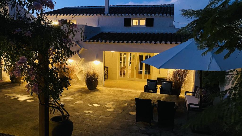 The building in which the holiday home is located