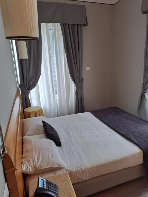 Hotel dei Quiriti - Resim 38