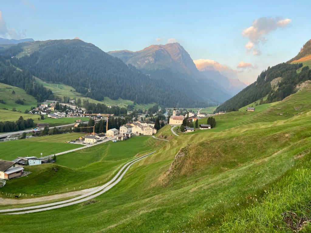 Fotografie z fotogalerie ubytování Hotel Piz Tambo v destinaci Splügen