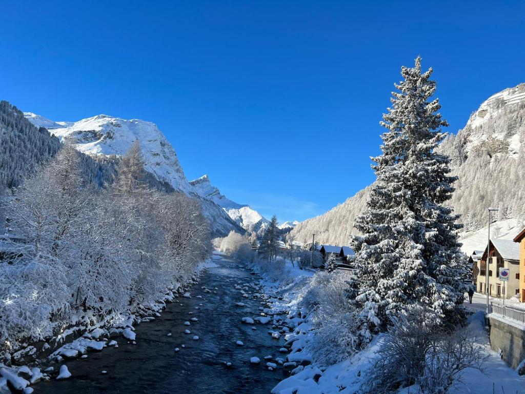 Fotografie z fotogalerie ubytování Hotel Piz Tambo v destinaci Splügen