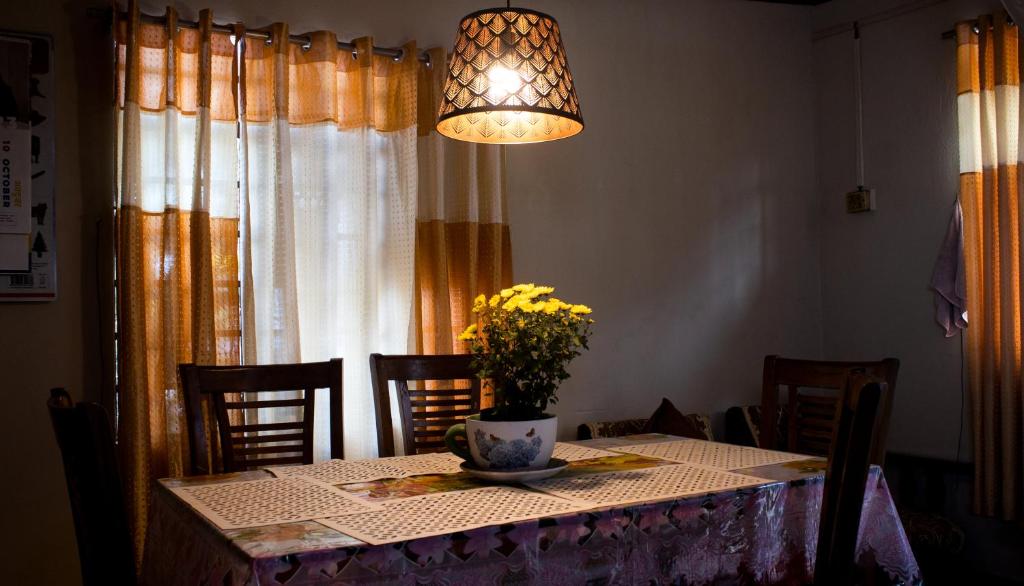 Fotografie z fotogalerie ubytování The Sunset Nest offbeat Homestay v destinaci Dárdžiling